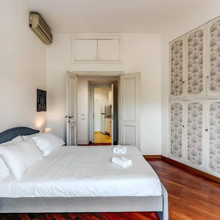 Splendid Flat On The Tiber River * Řím