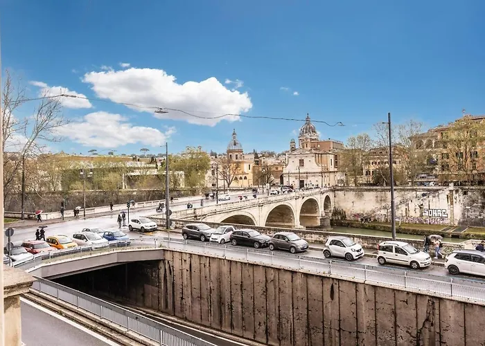 Splendid Flat On The Tiber River
